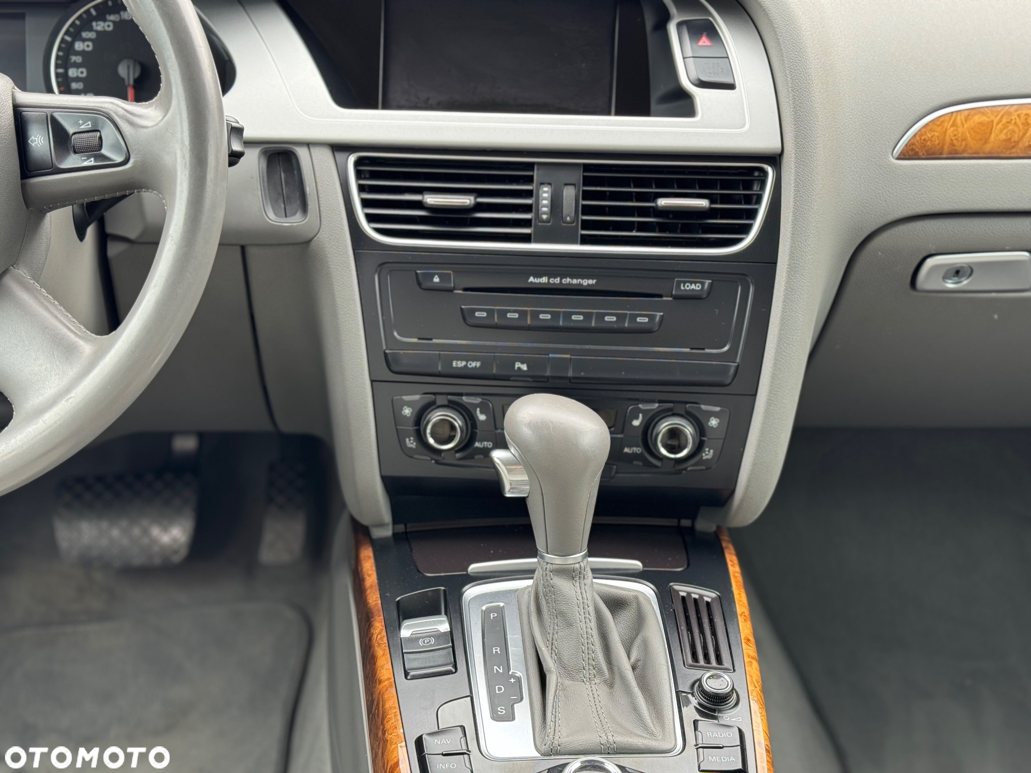 Audi A4 - 25