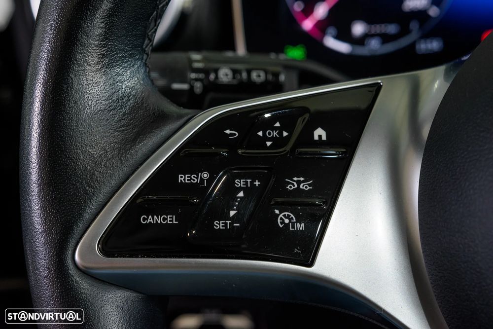 Mercedes-Benz C 300 e T 9G-TRONIC Avantgarde - 18