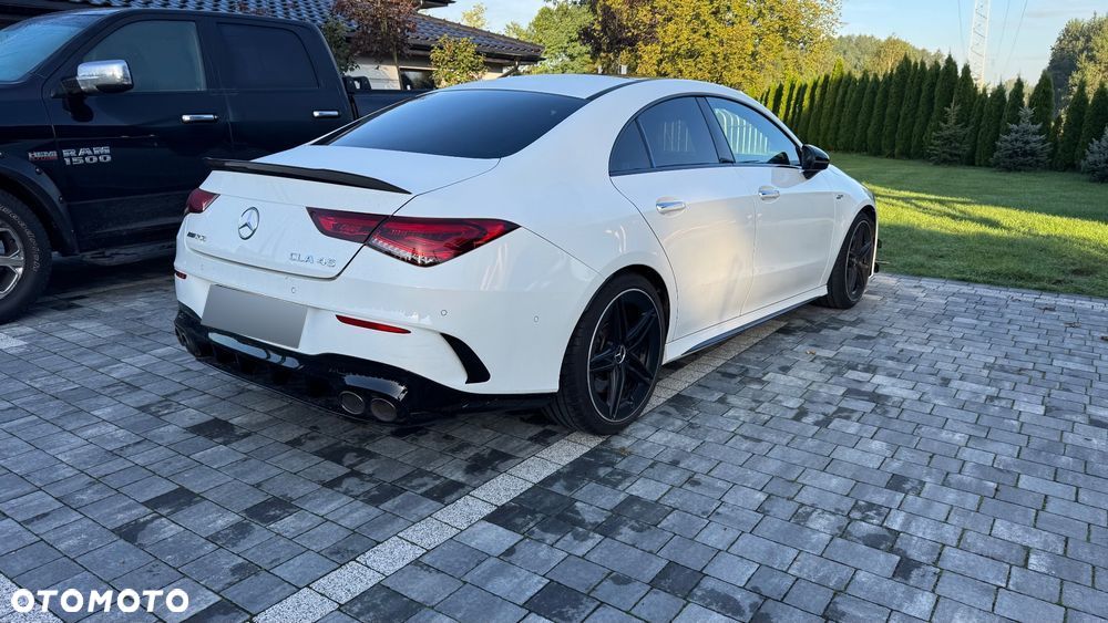 Mercedes-Benz CLA AMG 45 4-Matic 8G-DCT - 3