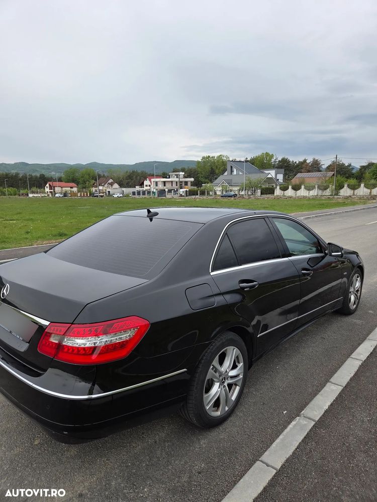 Mercedes-Benz E 220 CDI DPF BlueEFFICIENCY Automatik - 7