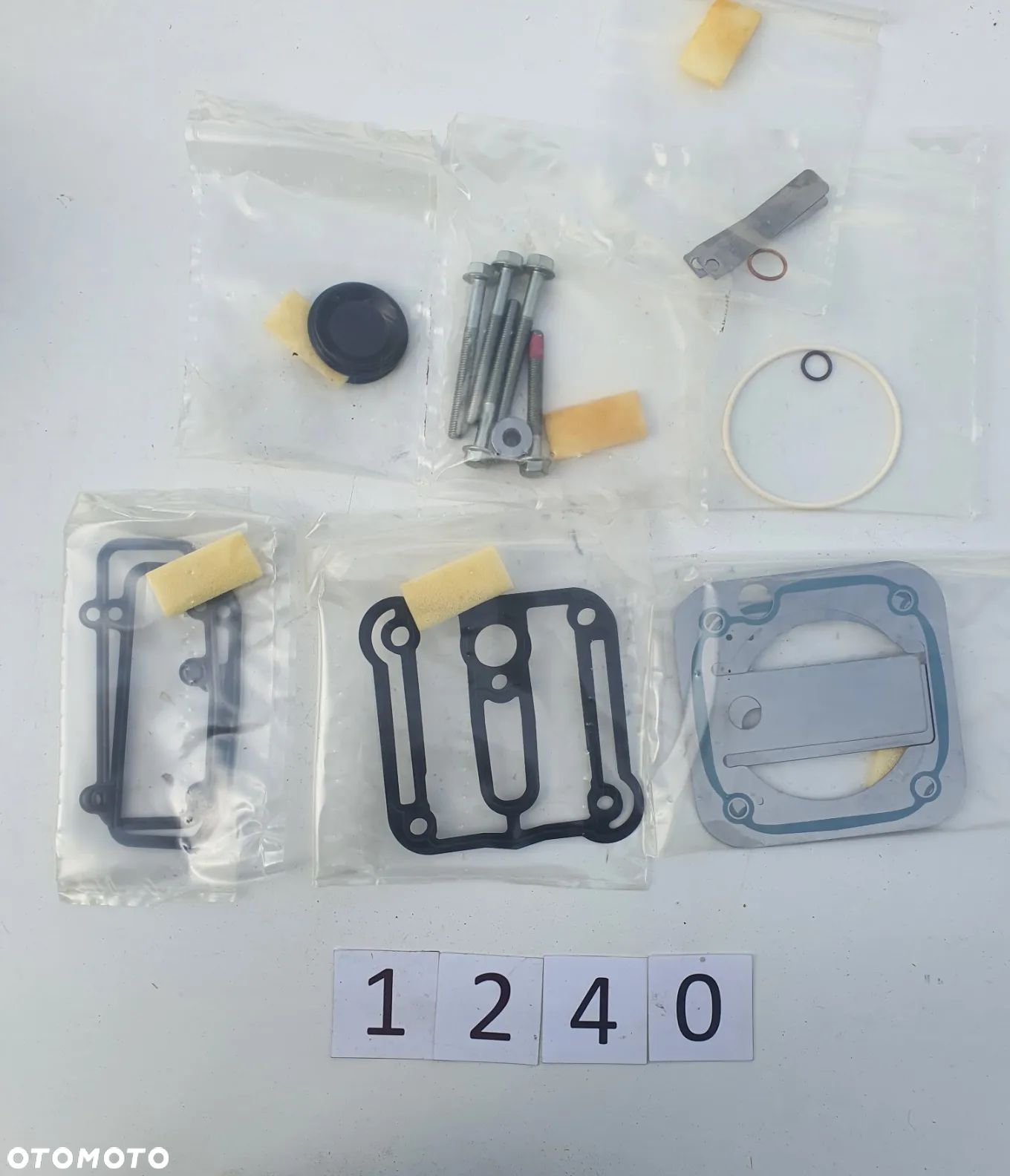 Zestaw naprawczy sprężarki powietrza Knorr-Bremse K015042 MAN - 1