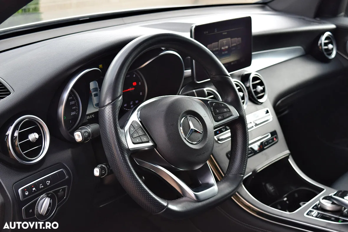 Mercedes-Benz GLC Coupe 250 d 4Matic 9G-TRONIC AMG Line - 12