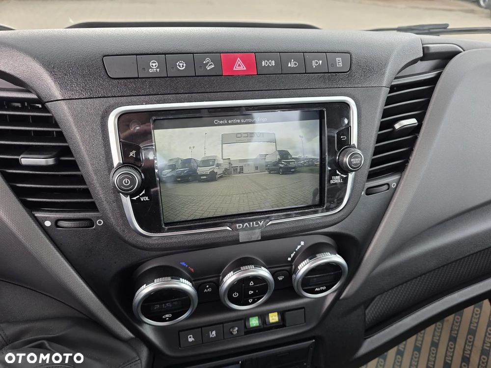 Iveco 70C18 Hds Żuraw Skrzynia Demo Pokazowy Jak Nowy !!! dmc 7200 - 20