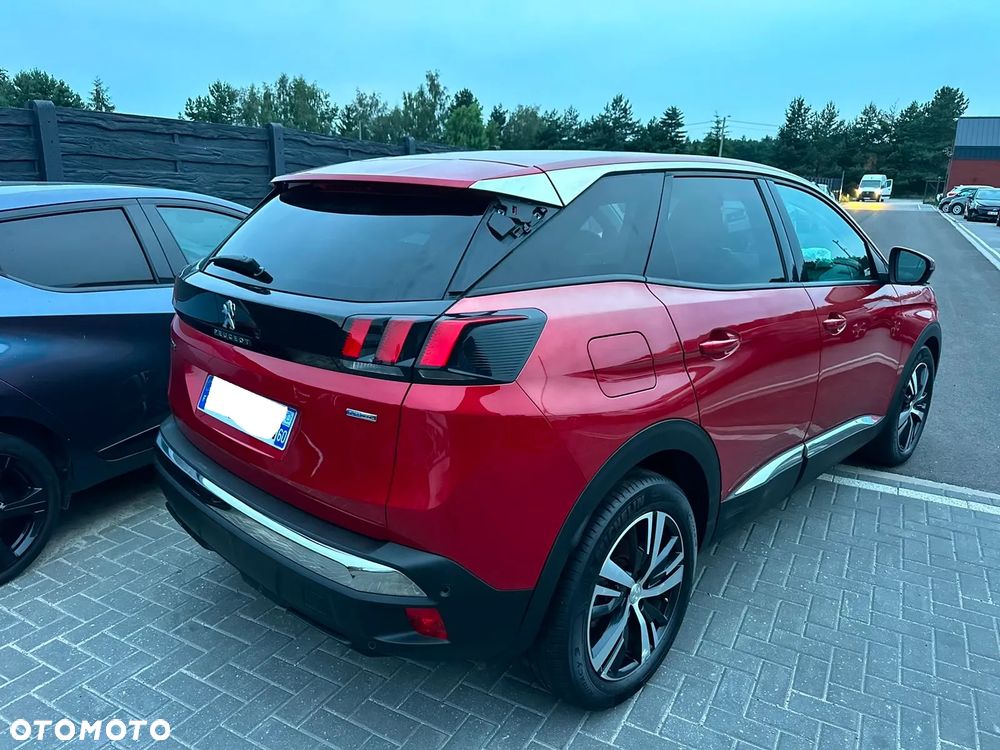 Peugeot 3008 PureTech 130 Stop & Start GPF EAT8 Allure - 33