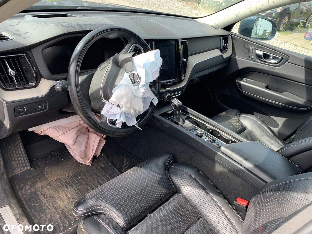 Volvo XC 60 T6 AWD Geartronic Inscription - 12