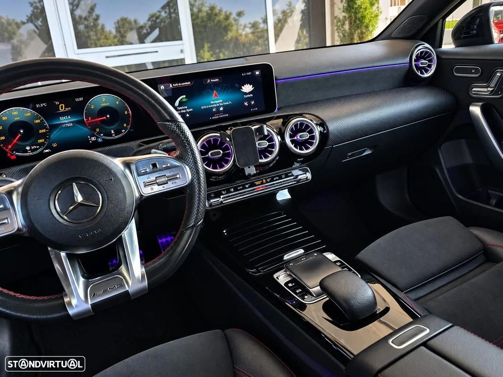 Mercedes-Benz A 180 d 7G-DCT AMG Line - 21