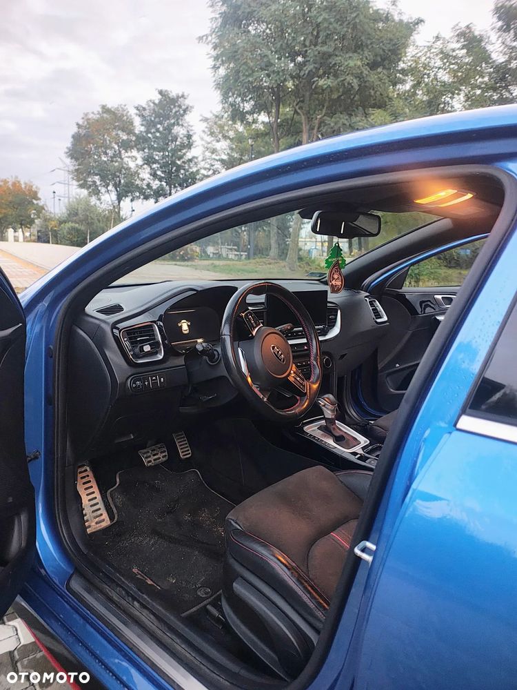 Kia ProCeed 1.6 T-GDI GT DCT - 9