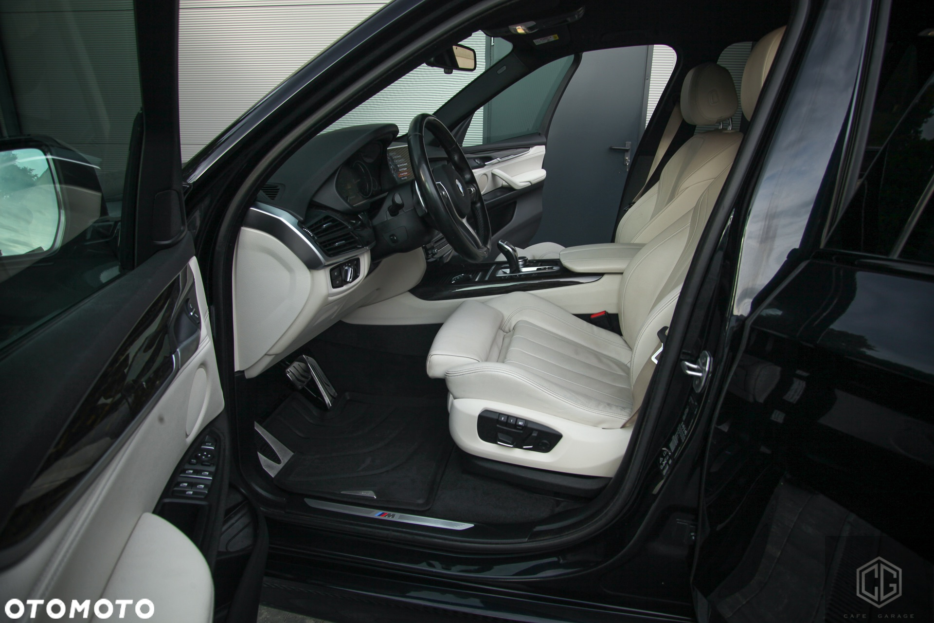 BMW X5 xDrive25d - 23