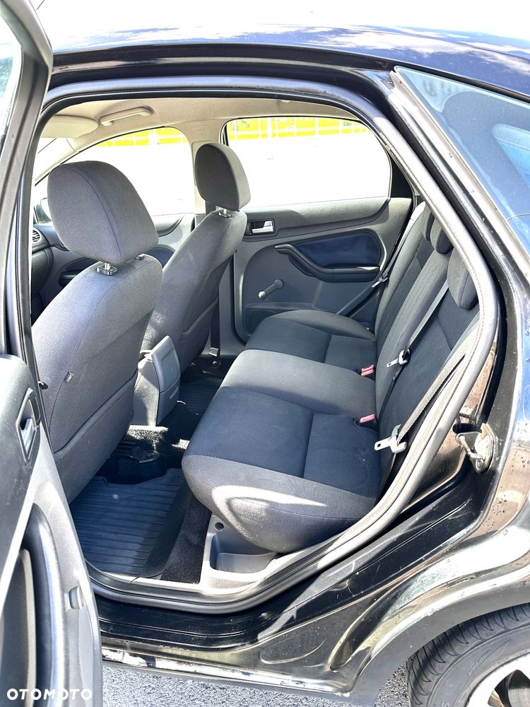 Ford Focus Ambiente - 7