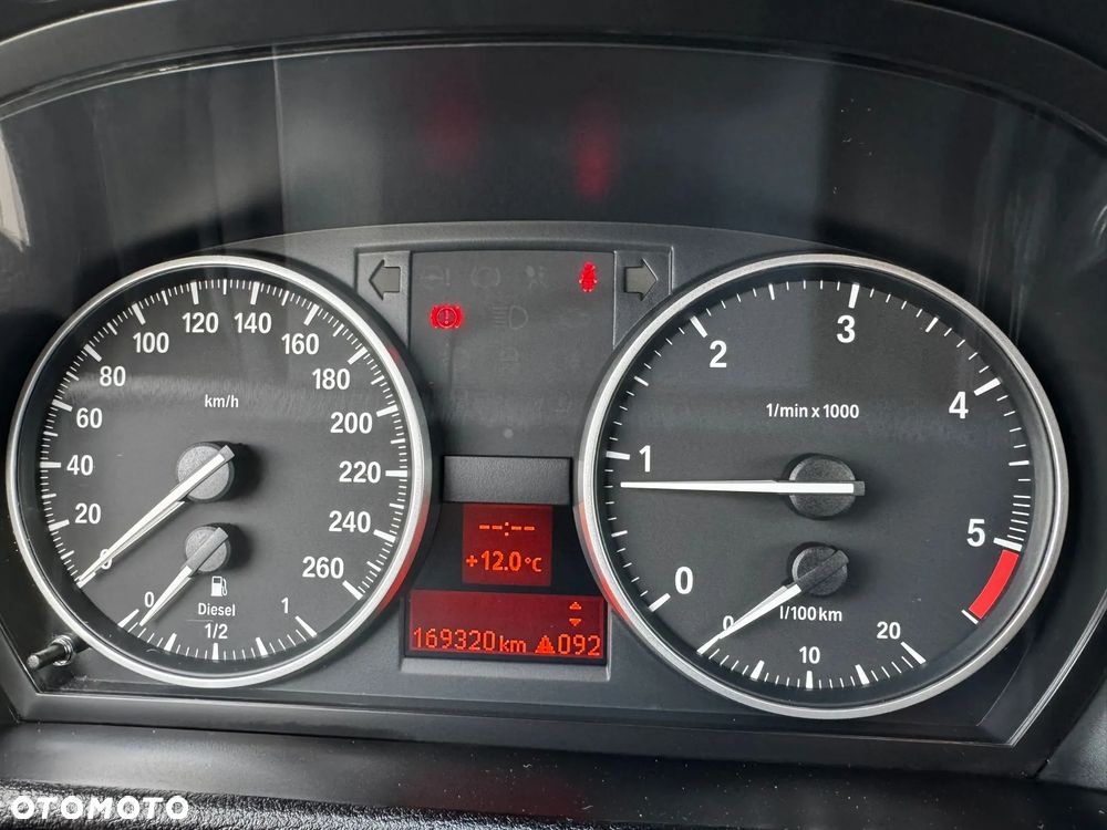 BMW X1 sDrive18d xLine - 20