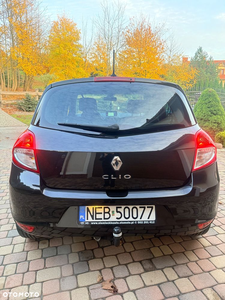 Renault Clio - 7