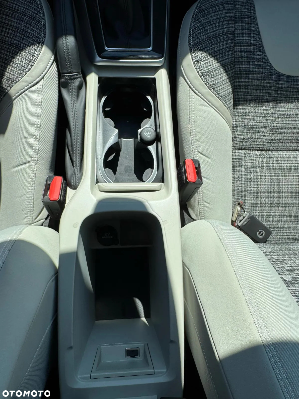 Volvo V40 T3 Drive-E Kinetic - 29