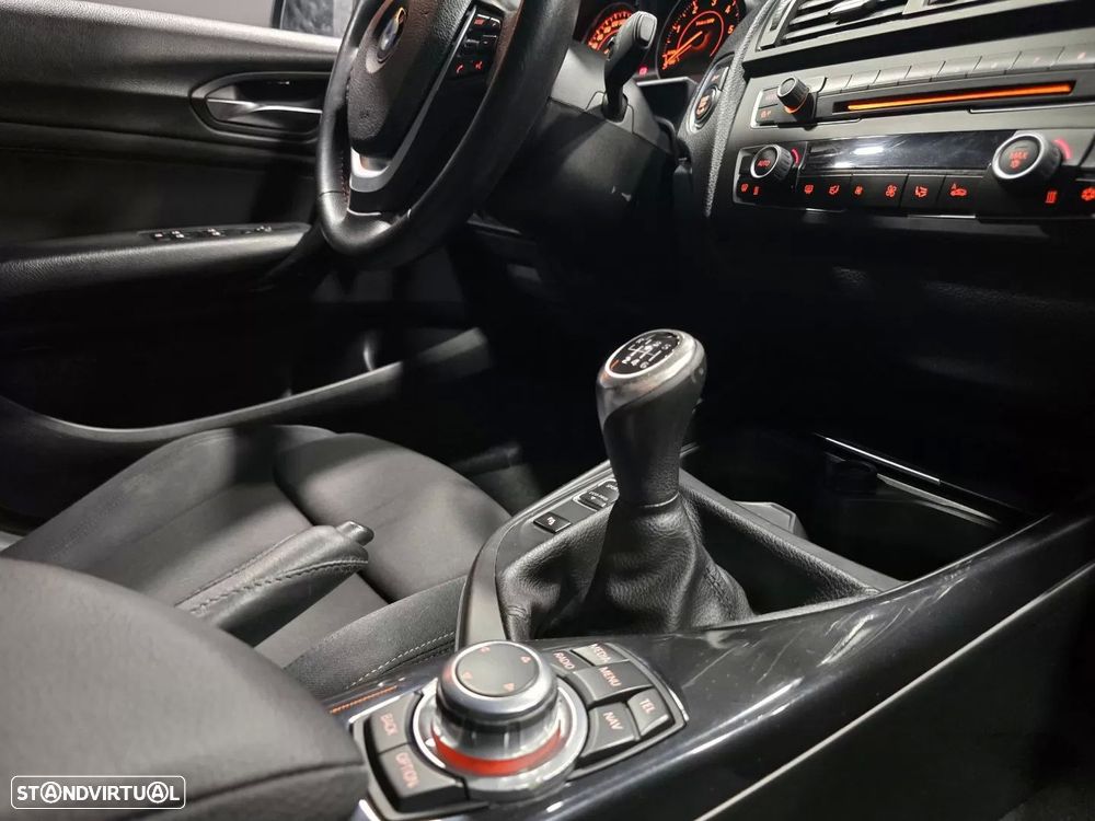 BMW 118 d Line Sport - 4