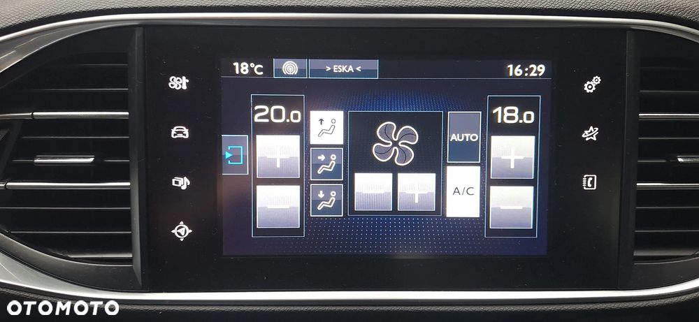 Peugeot 308 1.2 PureTech Allure S&S - 25