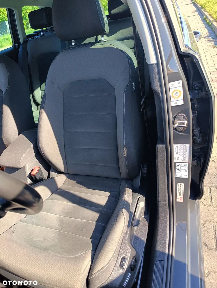 Volkswagen Golf 2.0 TDI (BlueMotion Technology) DSG Highline - 13
