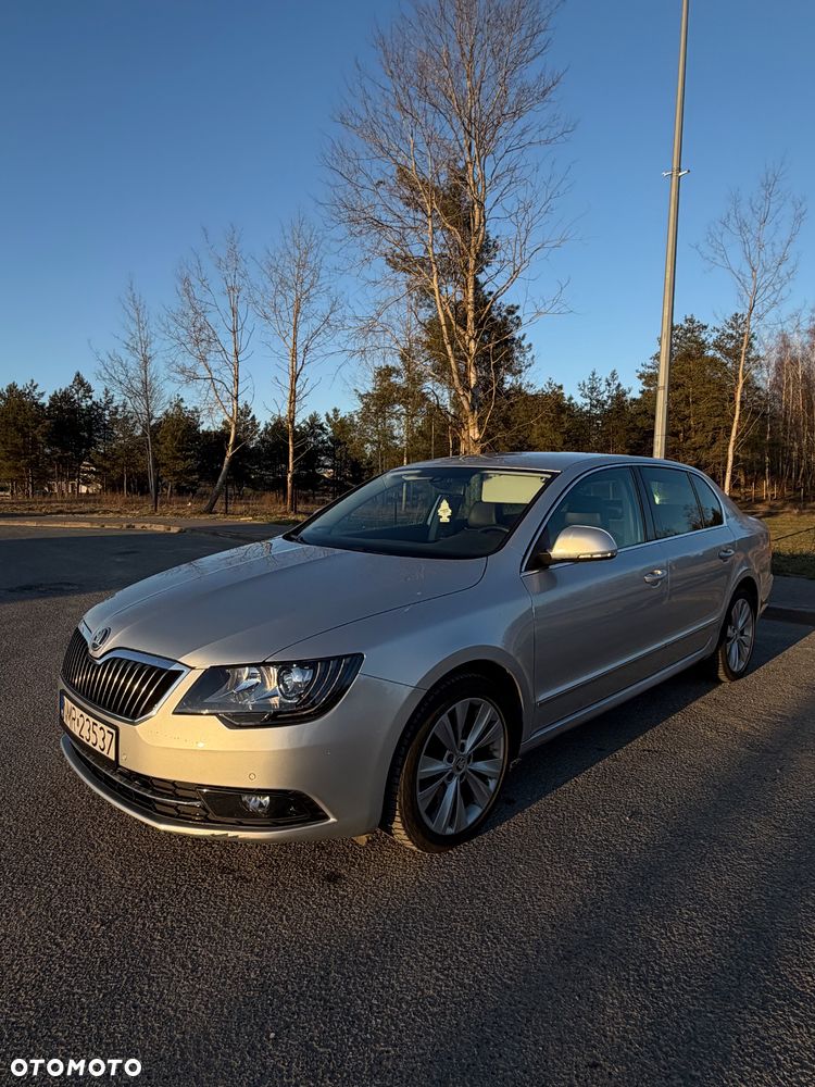 Skoda Superb 2.0 TDI Elegance DSG - 6