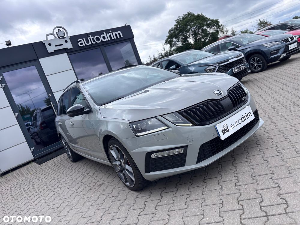 Skoda Octavia 2.0 TSI RS - 10