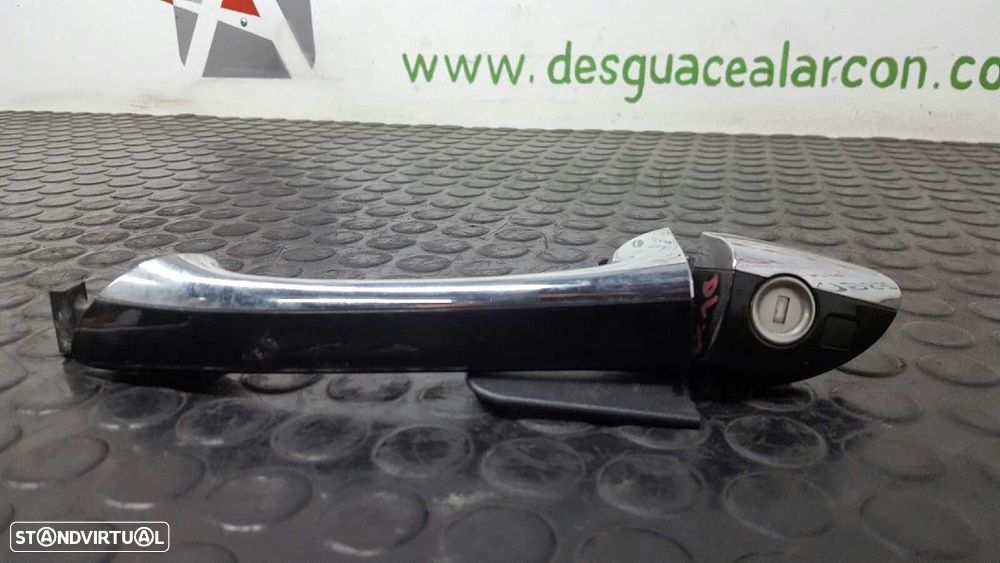 PUXADOR EXTERIOR FRENTE ESQUERDO MERCEDES CLASE B (W245) 180 CDI (245.207) - 2