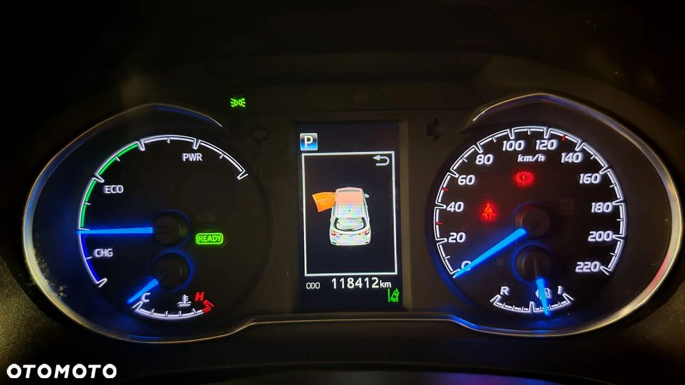 Toyota Yaris Hybrid 100 Selection Platinum - 6
