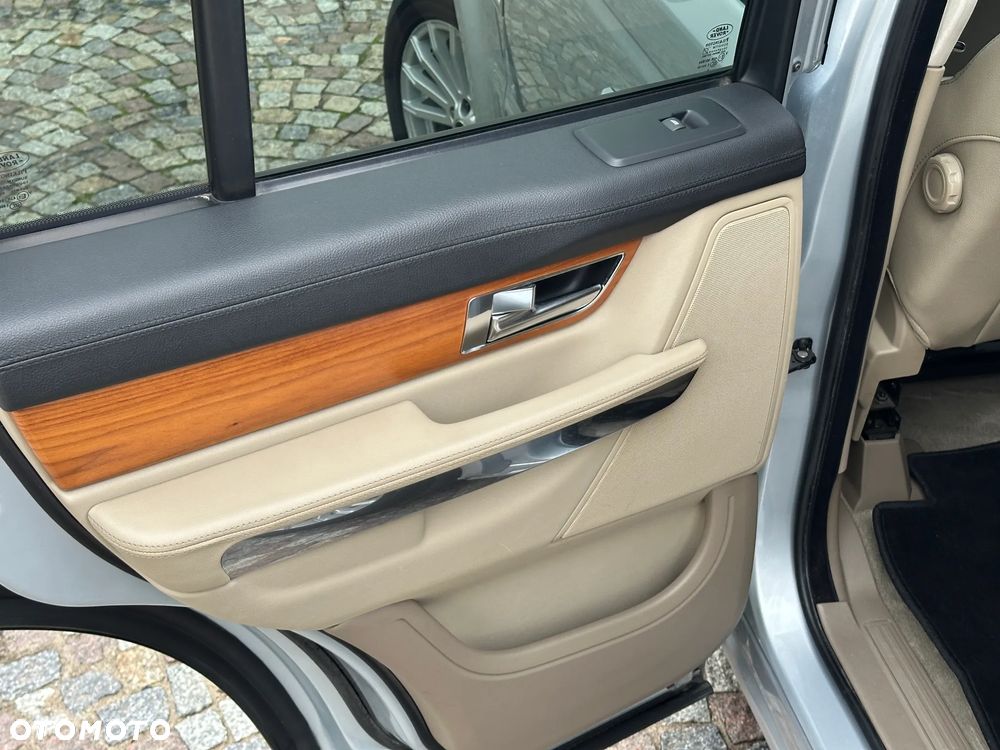 Land Rover Range Rover Sport - 16