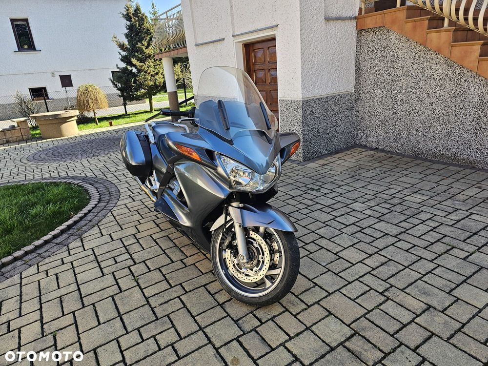 Honda ST - 3