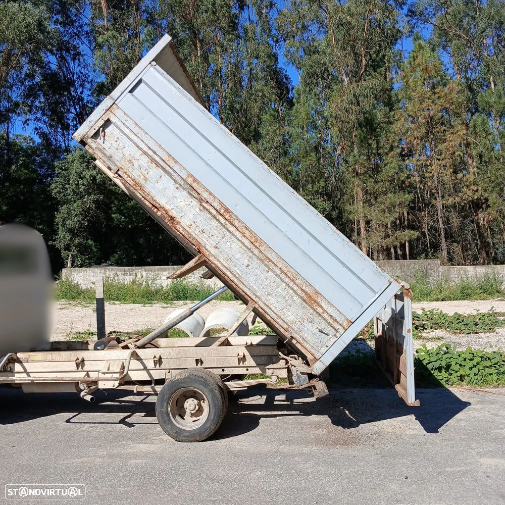 Caixa de Carga Basculante - 3