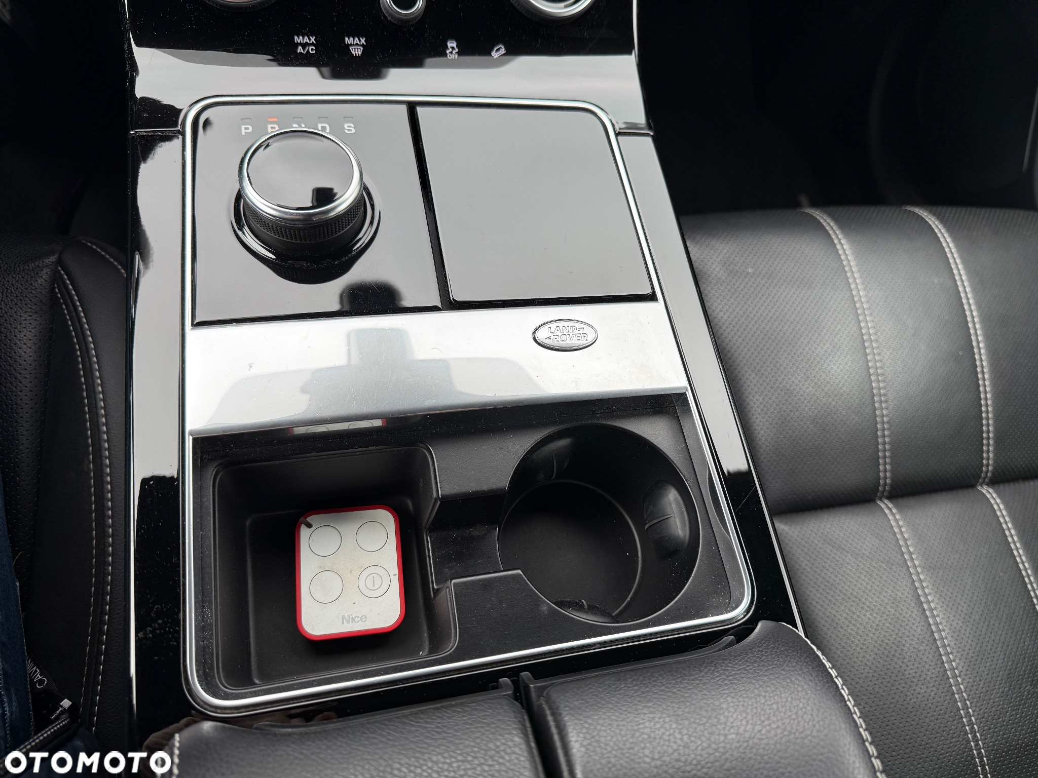 Land Rover Range Rover Velar - 27