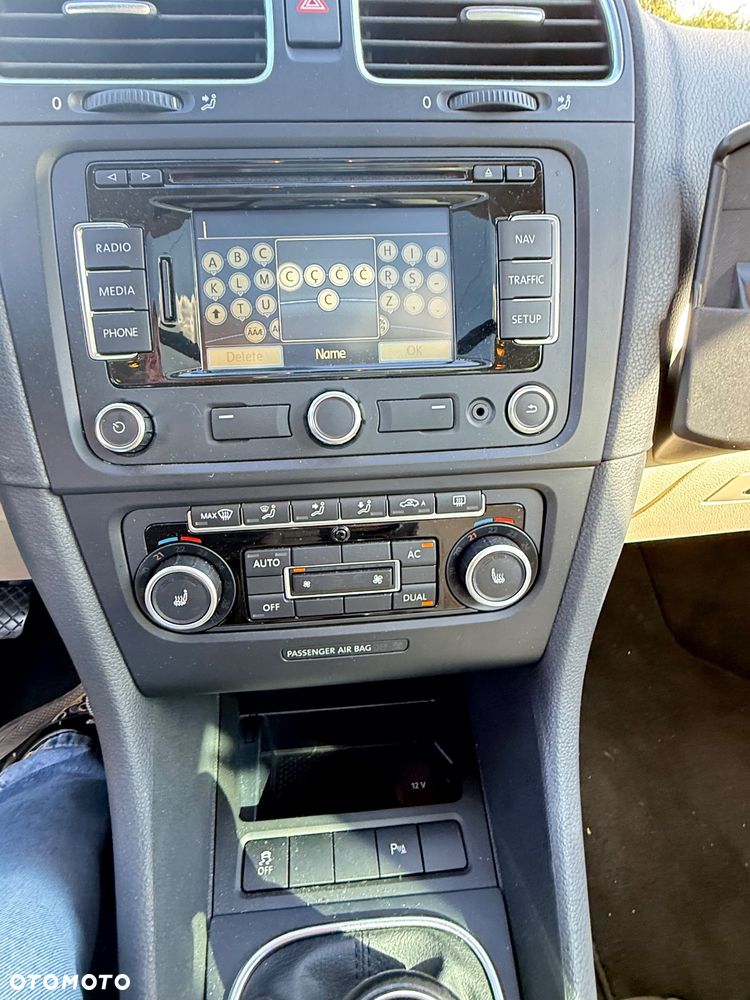 Volkswagen Golf - 31