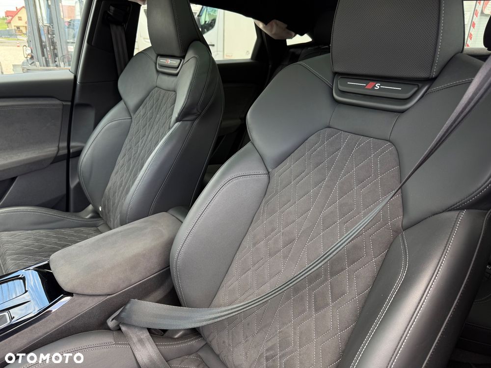 Audi SQ6 - 22