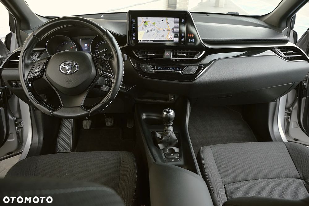 Toyota C-HR 1.2 T Premium - 11