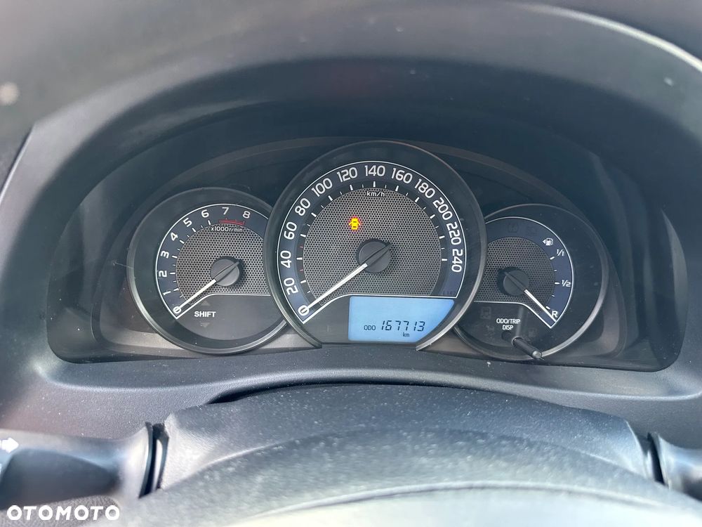 Toyota Auris - 14