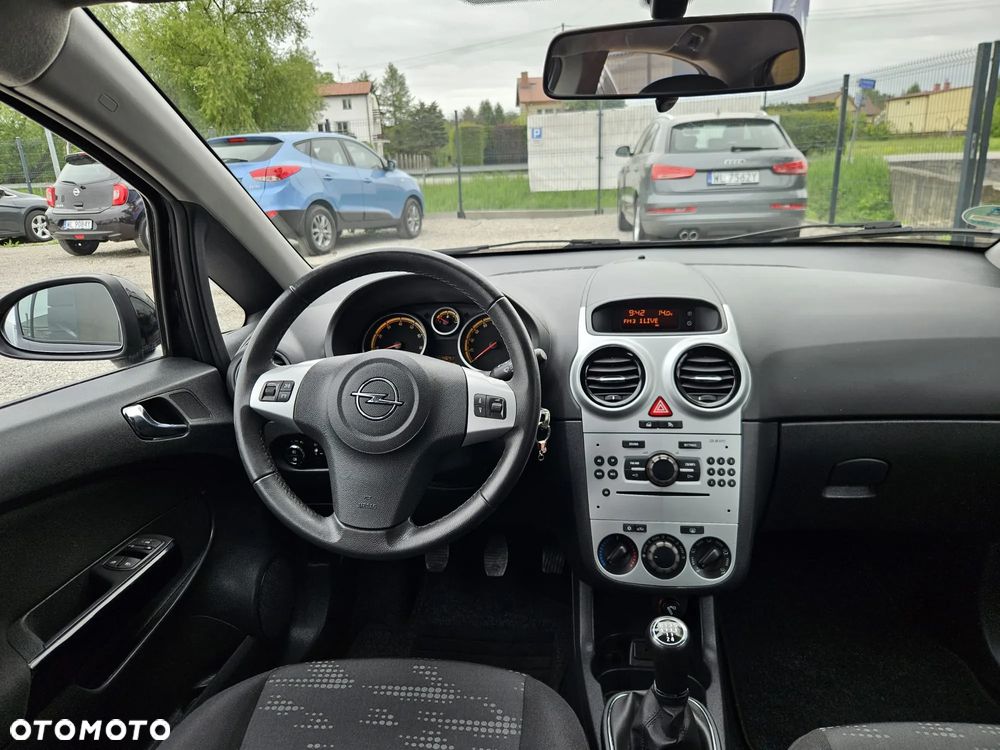 Opel Corsa 1.4 16V Satellite - 20