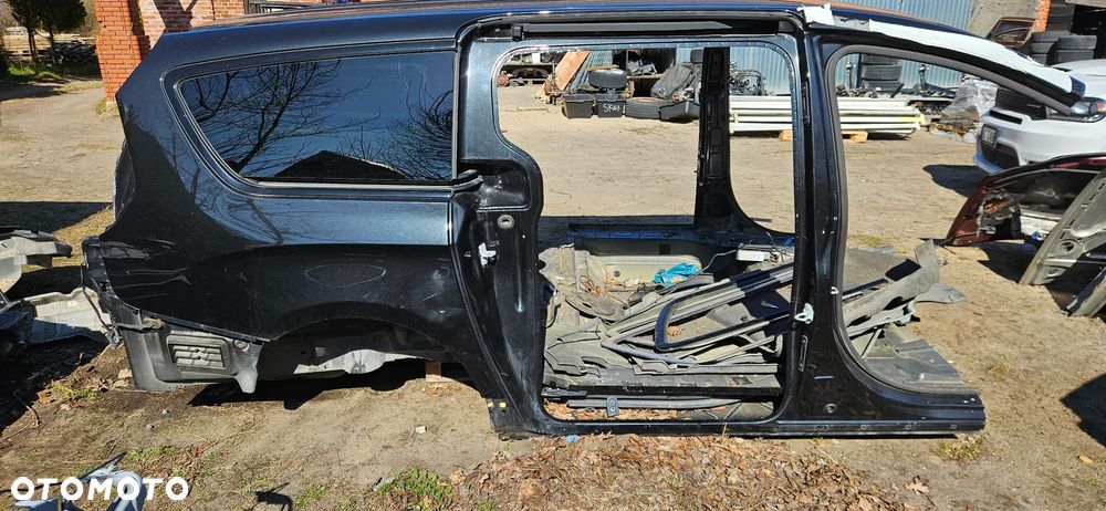 Chrysler Pacifica 2016- Ćwiartka tył  Błotnik tył z progiem prawy lewy Pas tylny Dach 8 osób KOLOR PXR Czarny - 12