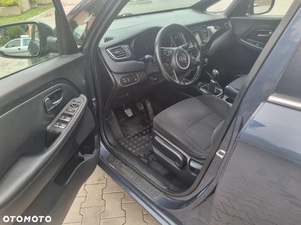 Kia Carens 1.7 CRDi L 7os - 7