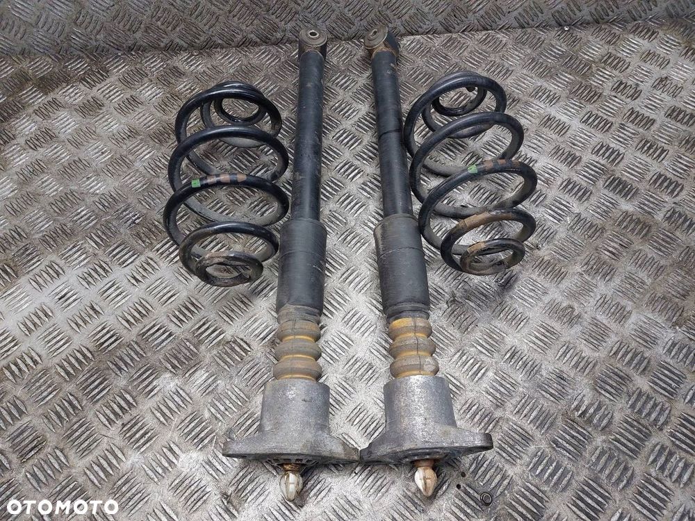 AMORTYZATORY + SPRĘŻYNY TYŁ KOMPLET PASSAT B5 KOMBI DACO 560220 - 1