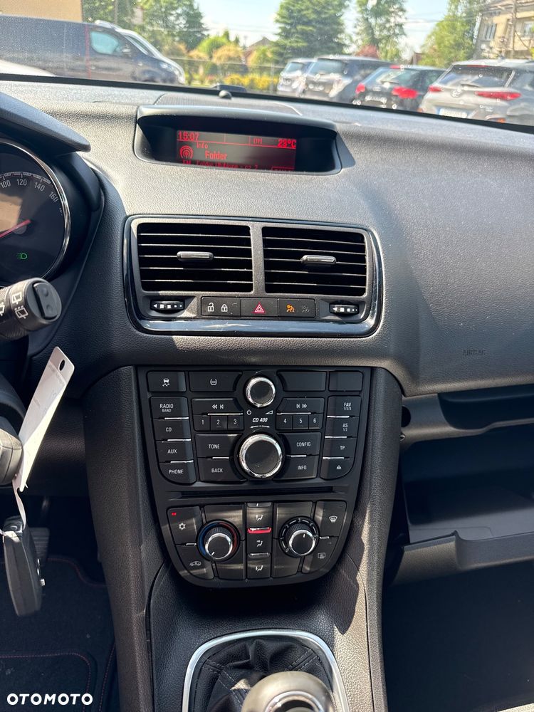 Opel Meriva 1.4 T Essentia S&S - 18