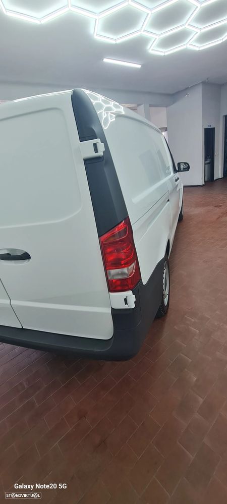 Mercedes-Benz Vito Tourer 111 Longa - 13