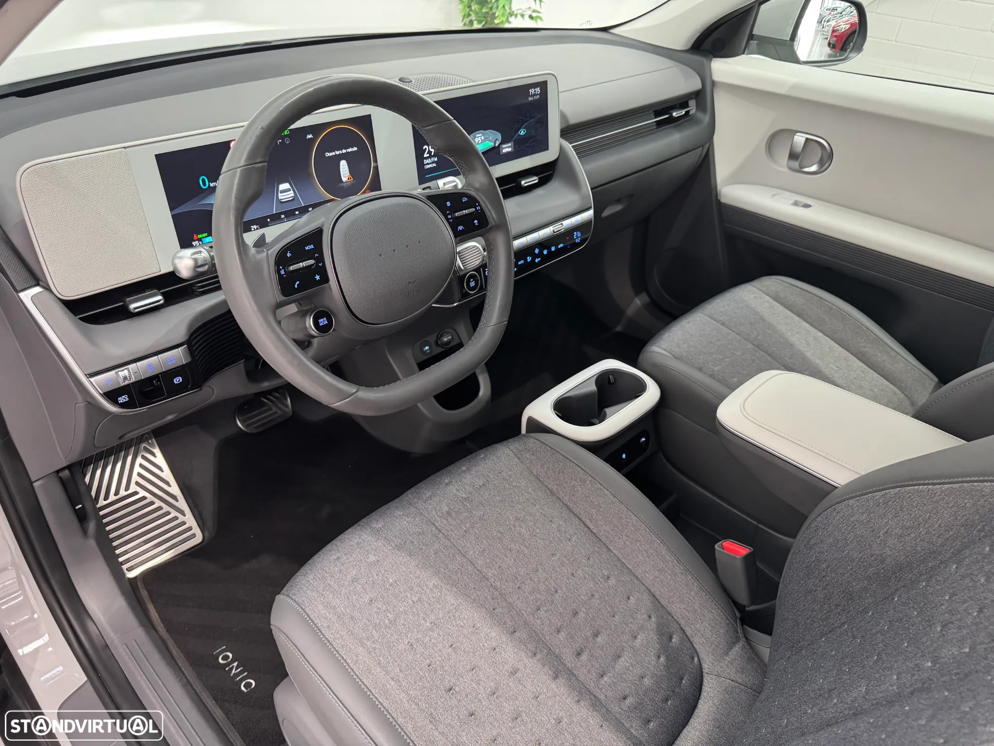 Hyundai Ioniq 5 73kWh Vanguard - 13