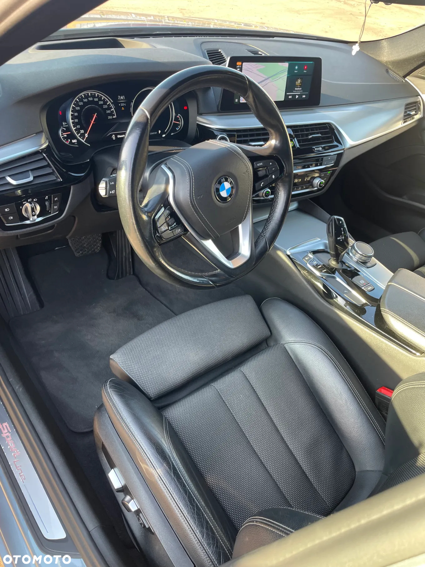 BMW Seria 5 520d Touring Sport Line - 8