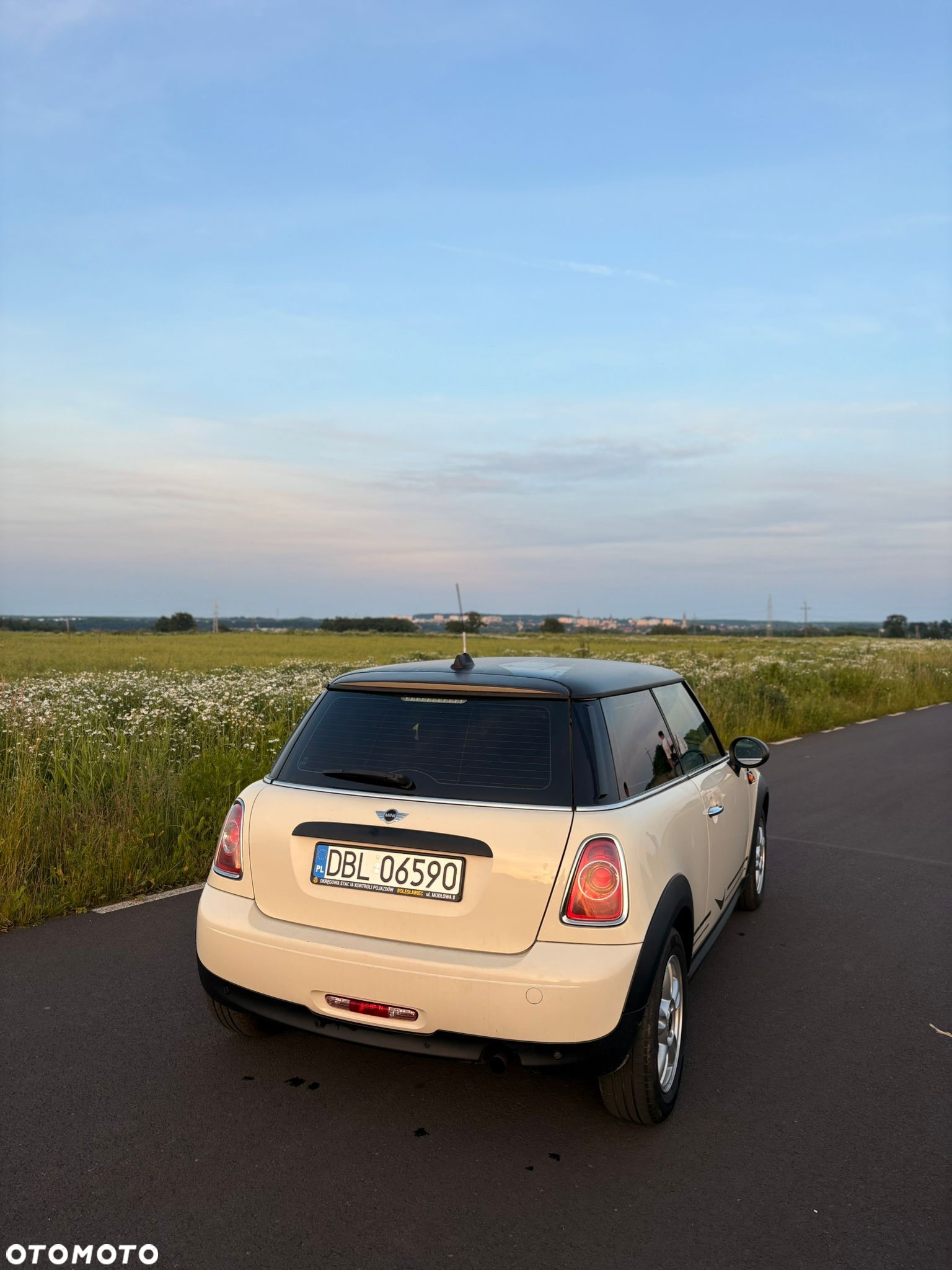MINI ONE Standard - 9