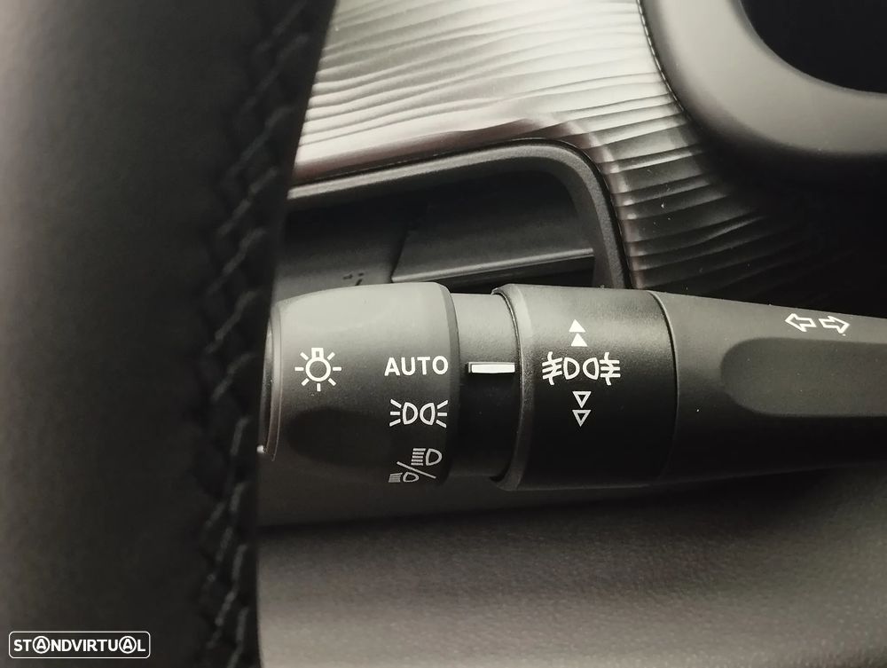 Jeep Avenger 1.2 GSE T3 Altitude - 21