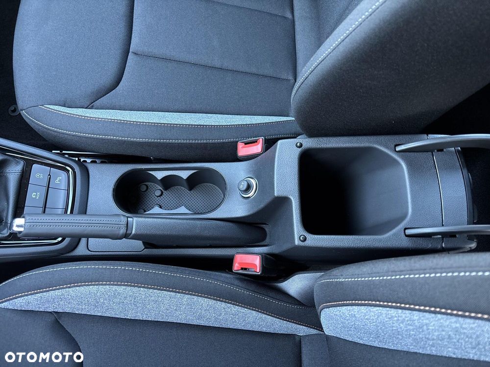 Skoda Kamiq 1.0 TSI Edition 130 DSG - 27