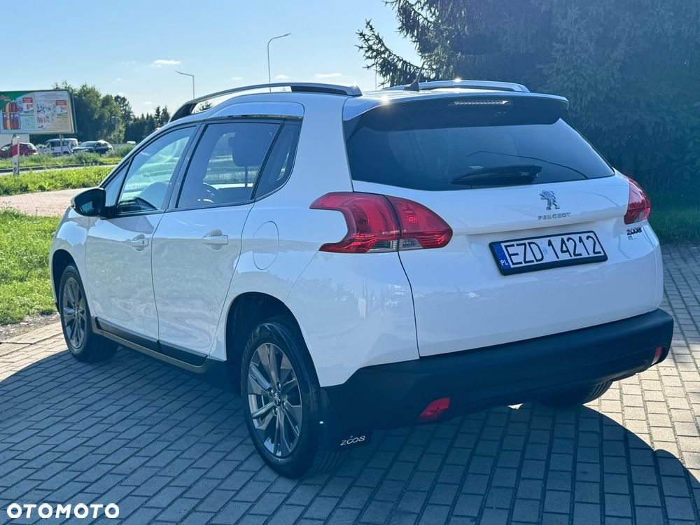 Peugeot 2008 1.6 e-HDi Style S&S - 13