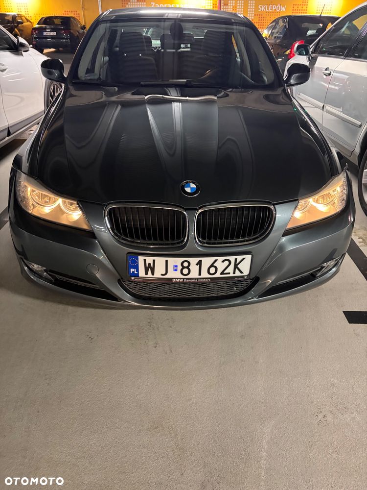 BMW Seria 3 318i - 24