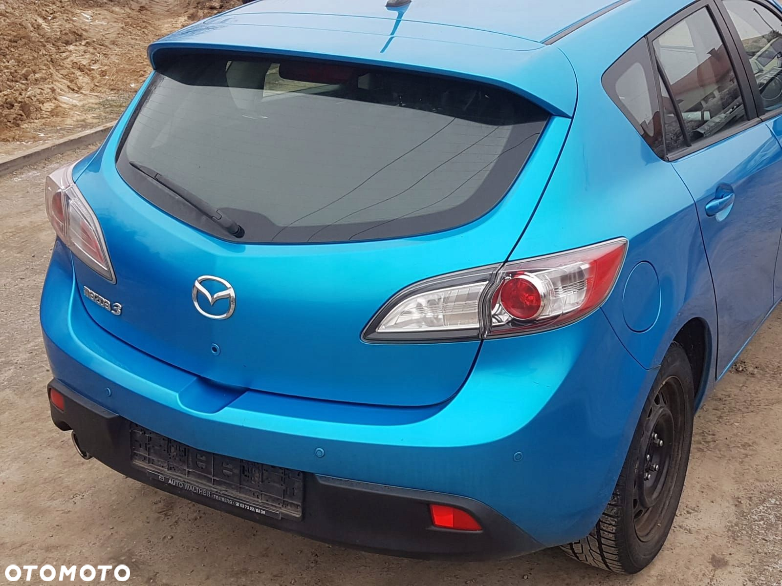 MAZDA 3 09- HB-5D PAS TYŁ TYLNY WANNA TYLNA 38J - 3