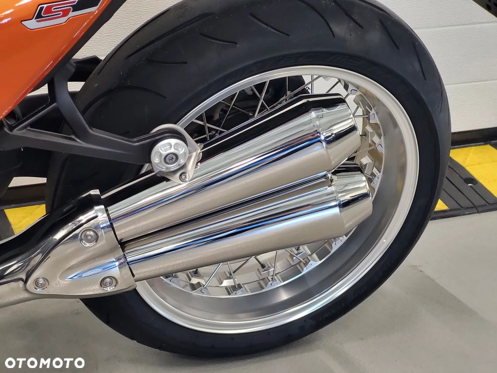 BMW R - 12