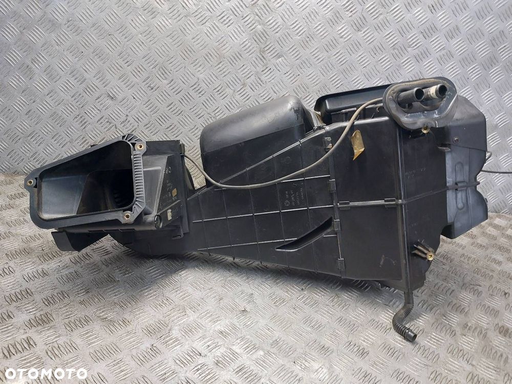 OBUDOWA NAGRZEWNICY + DMUCHAWA + REZYSTOR TRANSPORTER T4 701819021B - 1