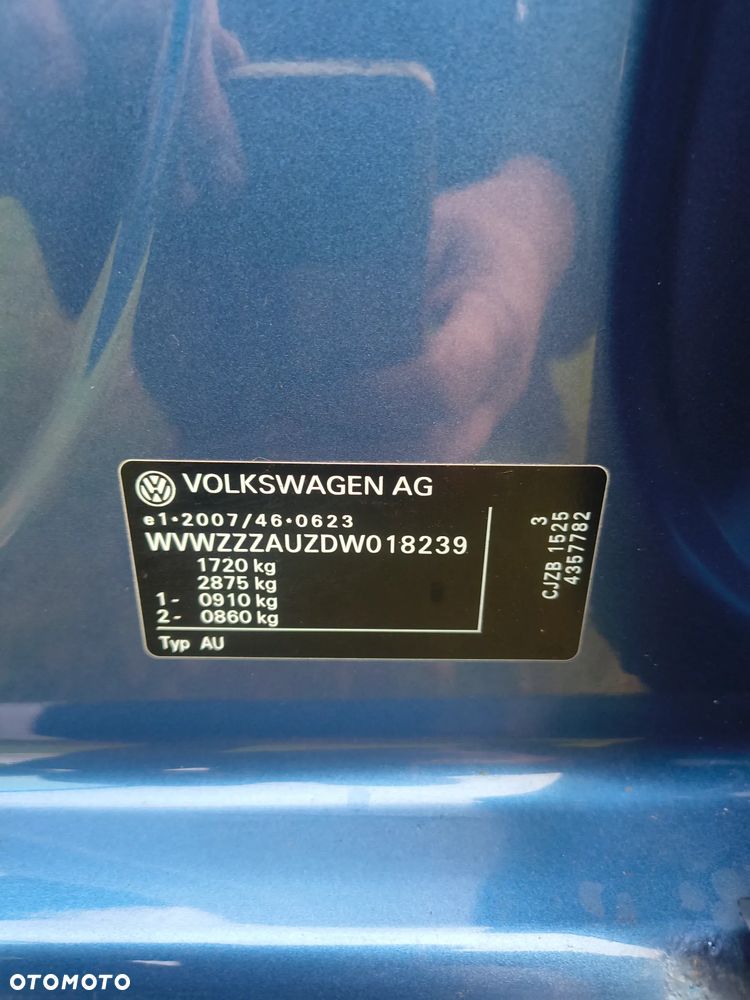 Volkswagen Golf - 16