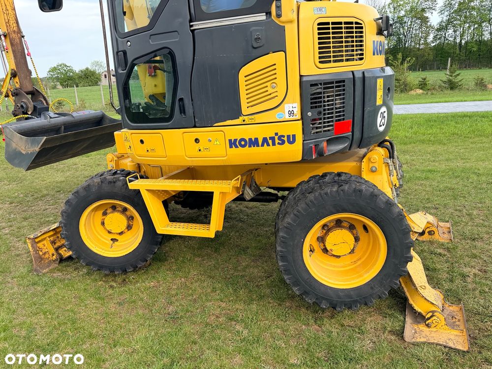 Komatsu 4x4x4 ramię łamane Koparka kołowa KOMATSU  PW98MR-8 10ton 4x4x4 ośki skrętne Ramię 3x łamane BEZ DPF i ADBLUE 4 cyl dodatkowe wyjścia hydr Pług Podpory 2012 szybka zwinna Prosto z importu 1 właściciel Cat TEREX Liebherr Wacker Pw 98 Mr 8 11 - 29