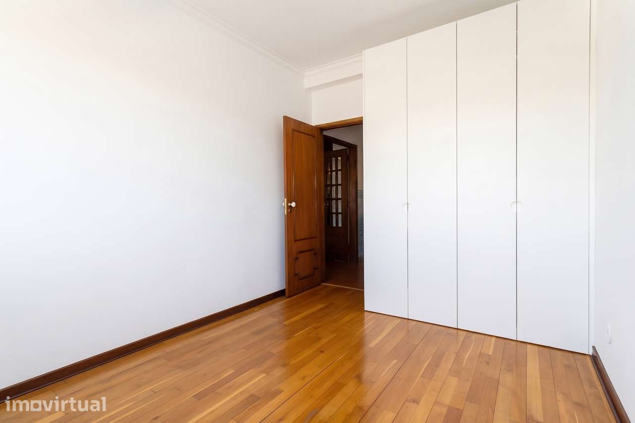 Duplex à venda na Rua Pêro Vaz de Caminha - Grande imagem: 3/13